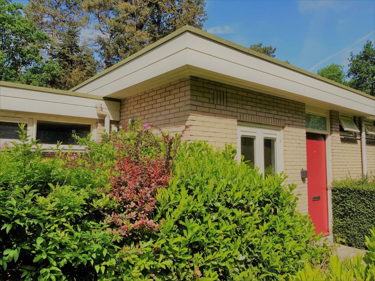 Bungalow Hartje Veluwe อ็อตเตอร์โล ภายนอก รูปภาพ
